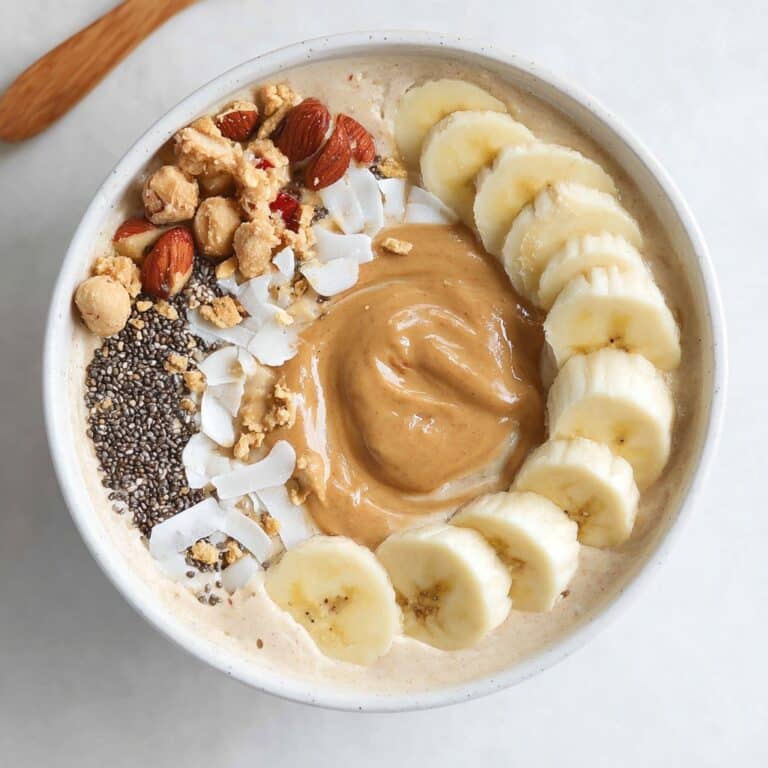 Peanut Butter Banana Smoothie Bowl: My Favorite Easy Breakfast